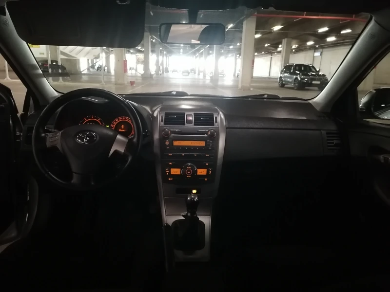 Toyota Corolla 2.0D 126k, снимка 8 - Автомобили и джипове - 47553161