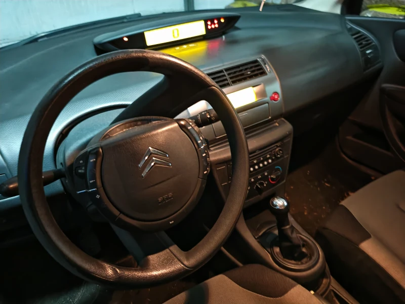 Citroen C4, снимка 9 - Автомобили и джипове - 48198868