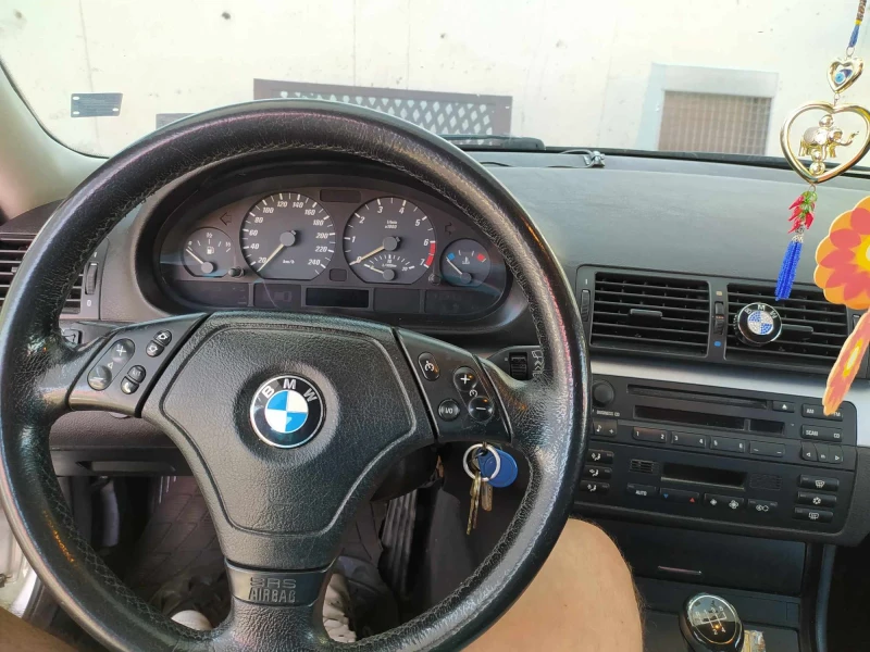 BMW 323 323i , снимка 8 - Автомобили и джипове - 48765528