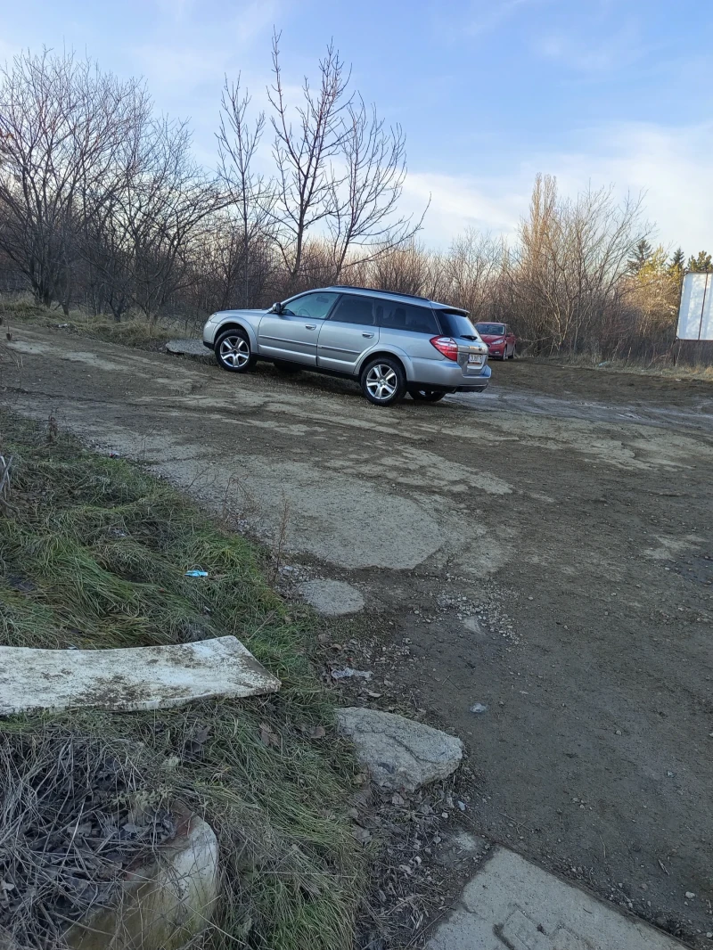 Subaru Outback, снимка 7 - Автомобили и джипове - 48861007