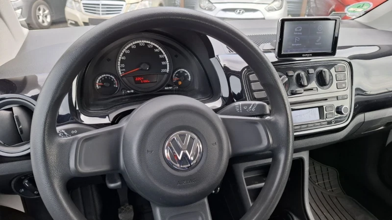 VW Up ЕДИН СОБСТВЕНИК/EURO 5/NOV VNOS GERMANY, снимка 13 - Автомобили и джипове - 49597113