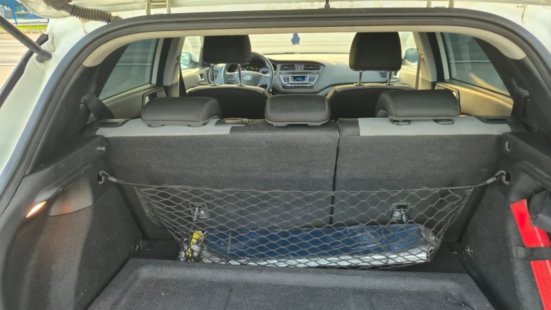 Hyundai I20 1, 1 dizel top!!!!top!!!, снимка 8 - Автомобили и джипове - 52375940