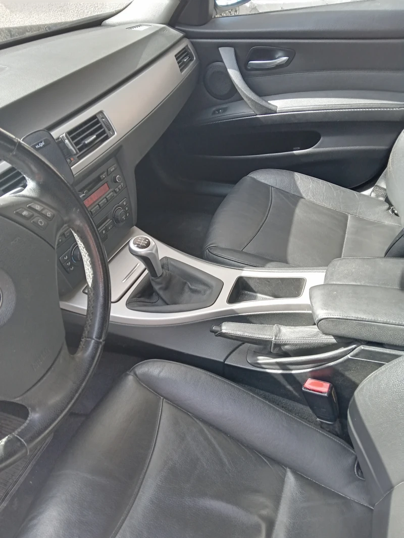 BMW 320, снимка 3 - Автомобили и джипове - 53135798