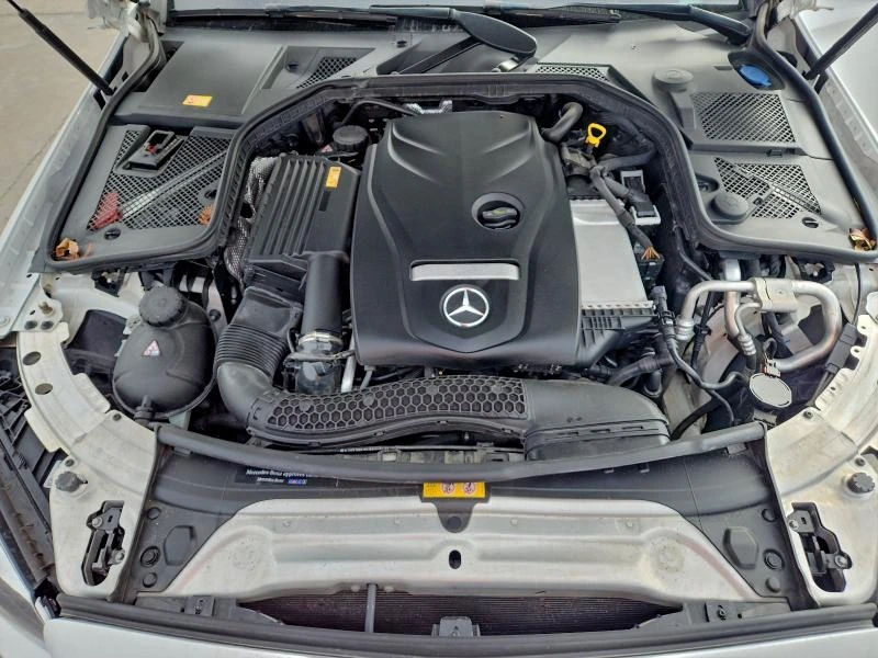 Mercedes-Benz C 300 4MATIC* КОжа* Подгрев* Кейлес* Blind Spot* ФИКС. Ц, снимка 11 - Автомобили и джипове - 53470017