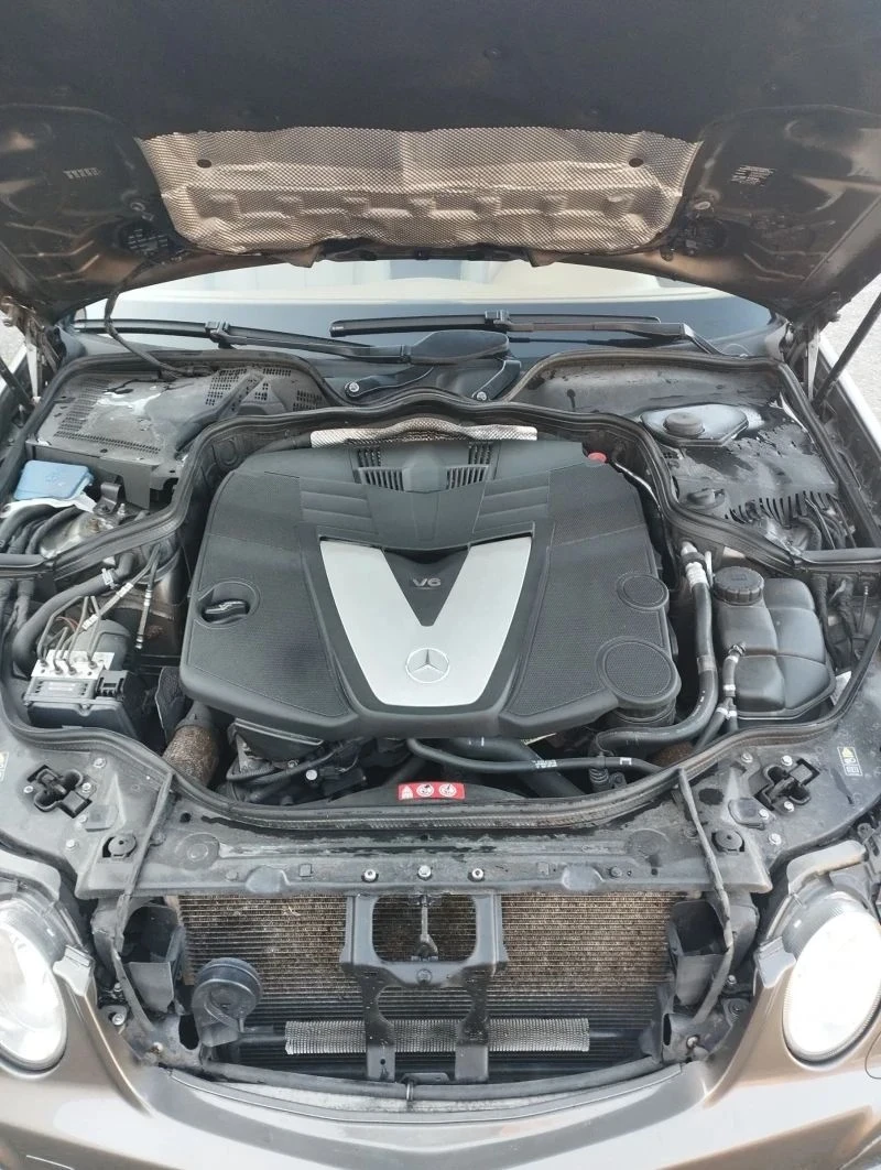 Mercedes-Benz E 320, снимка 7 - Автомобили и джипове - 55187789