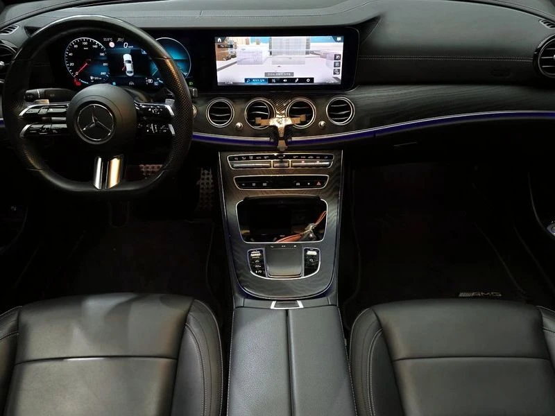 Mercedes-Benz E 220 E220d 4MATIC AMG Line| 143к.с.| ВКЛ.ТЕХНОТЕСТ, снимка 7 - Автомобили и джипове - 55718572