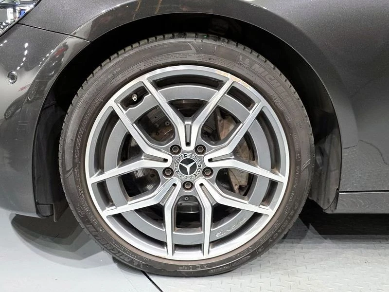 Mercedes-Benz E 220 E220d 4MATIC AMG Line| 143к.с.| ВКЛ.ТЕХНОТЕСТ, снимка 5 - Автомобили и джипове - 55718572