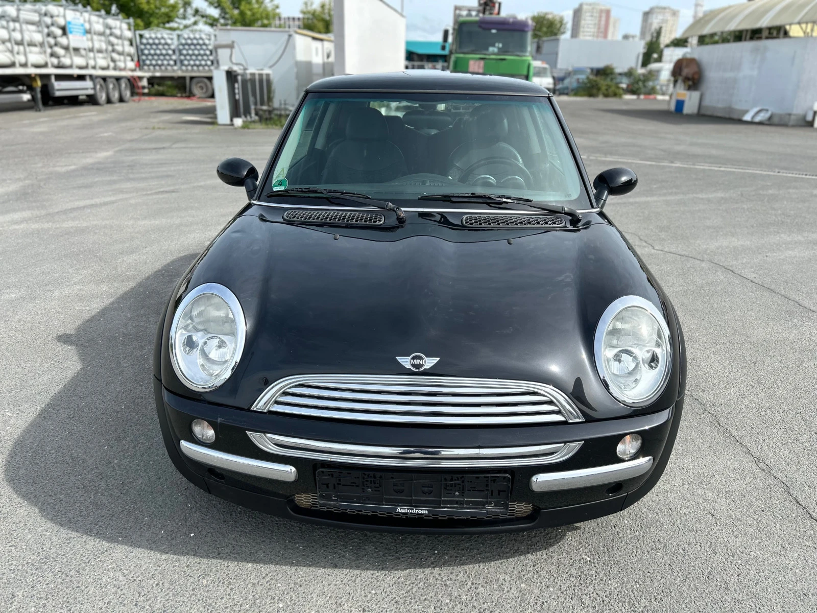 Mini Cooper 1.6 John Cooper* NAVI* RECARO* KLIMA - изображение 2