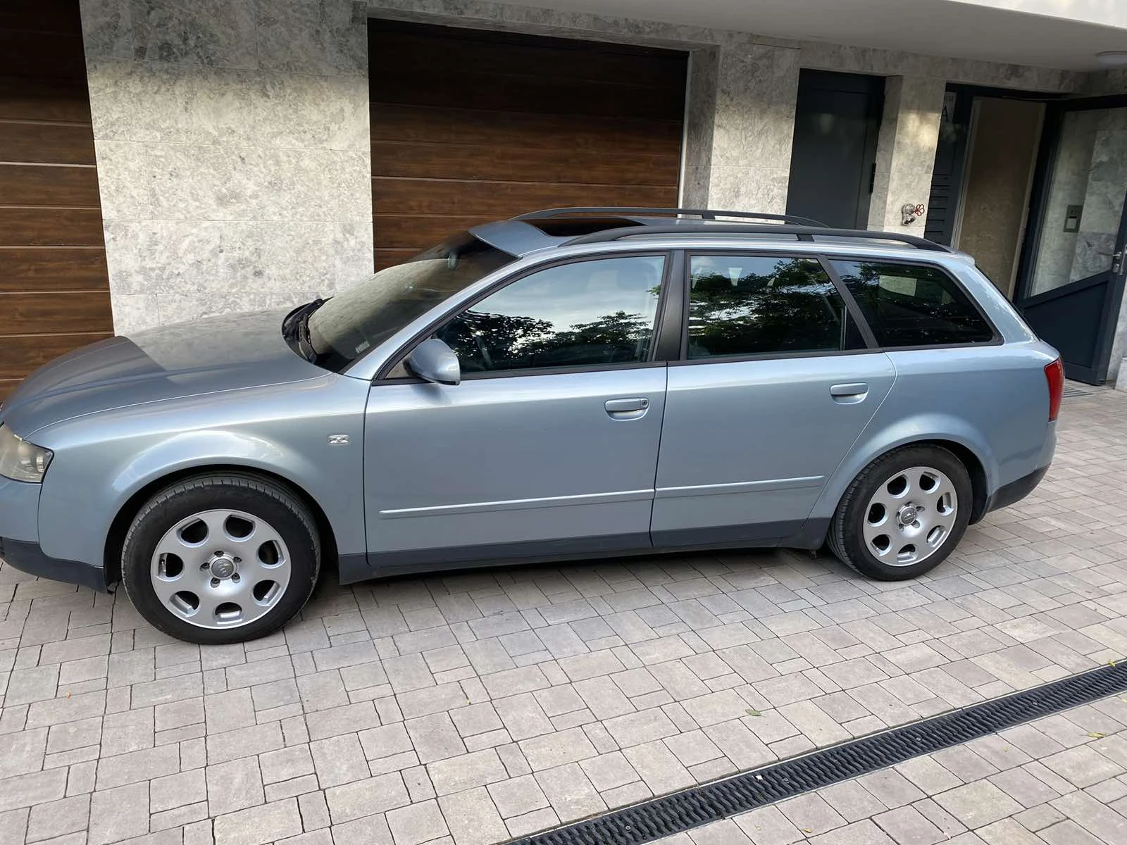 Audi A4 1.9TDI - изображение 2