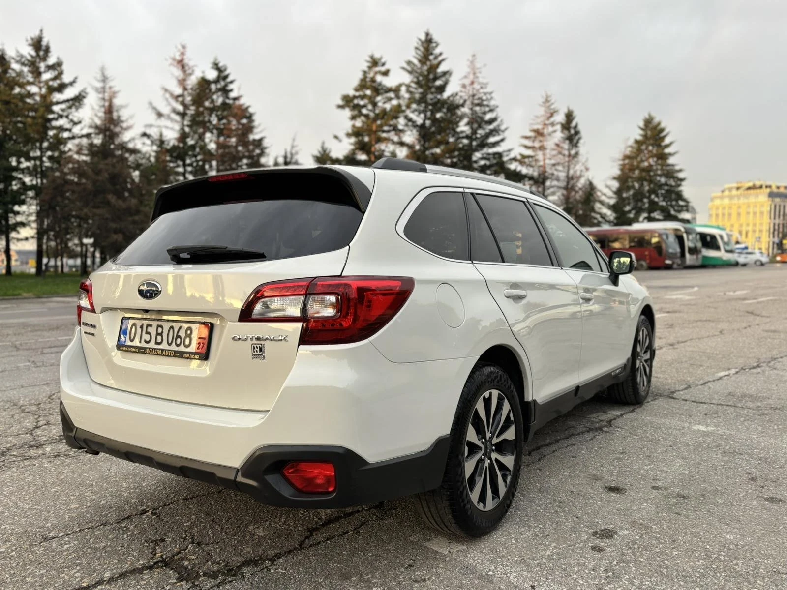 Subaru Outback 2.5 LUXURY - изображение 4