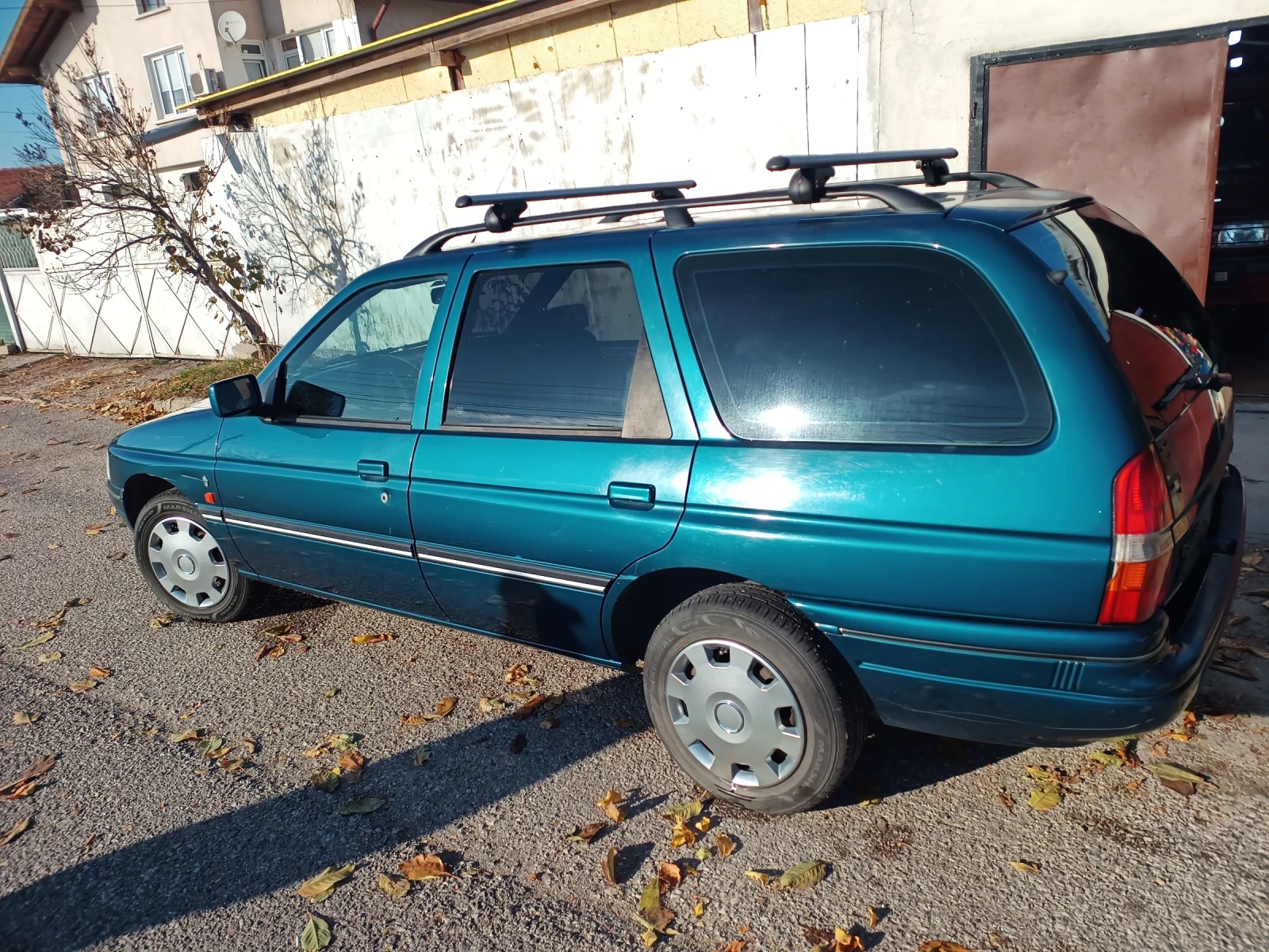 Ford Escort 1, 8.i16 v - изображение 3