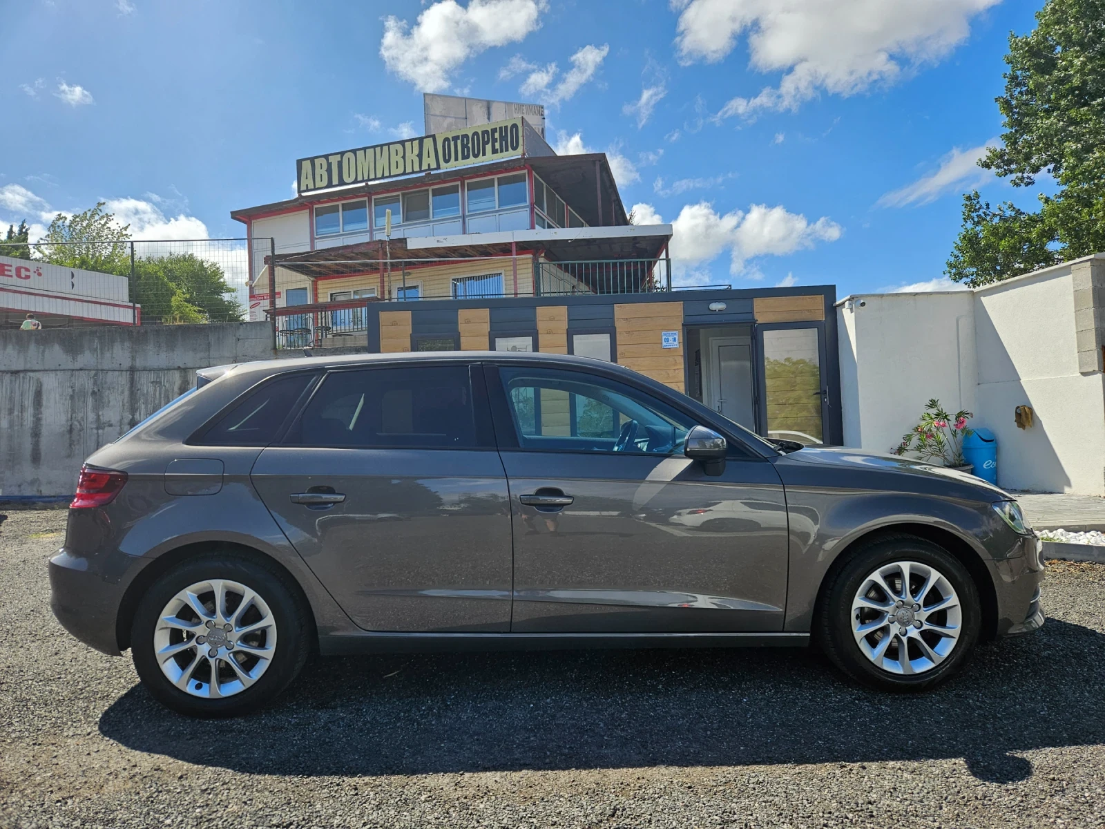 Audi A3 Sportback - изображение 4