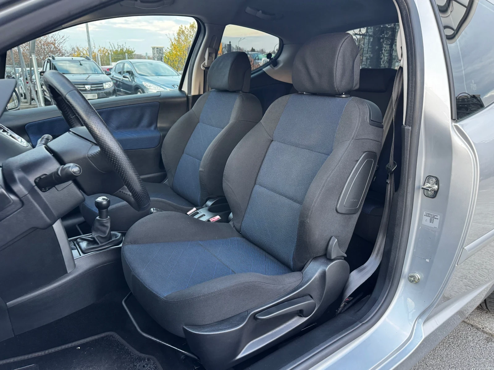 Peugeot 207 1.6i ИТАЛИЯ - изображение 5