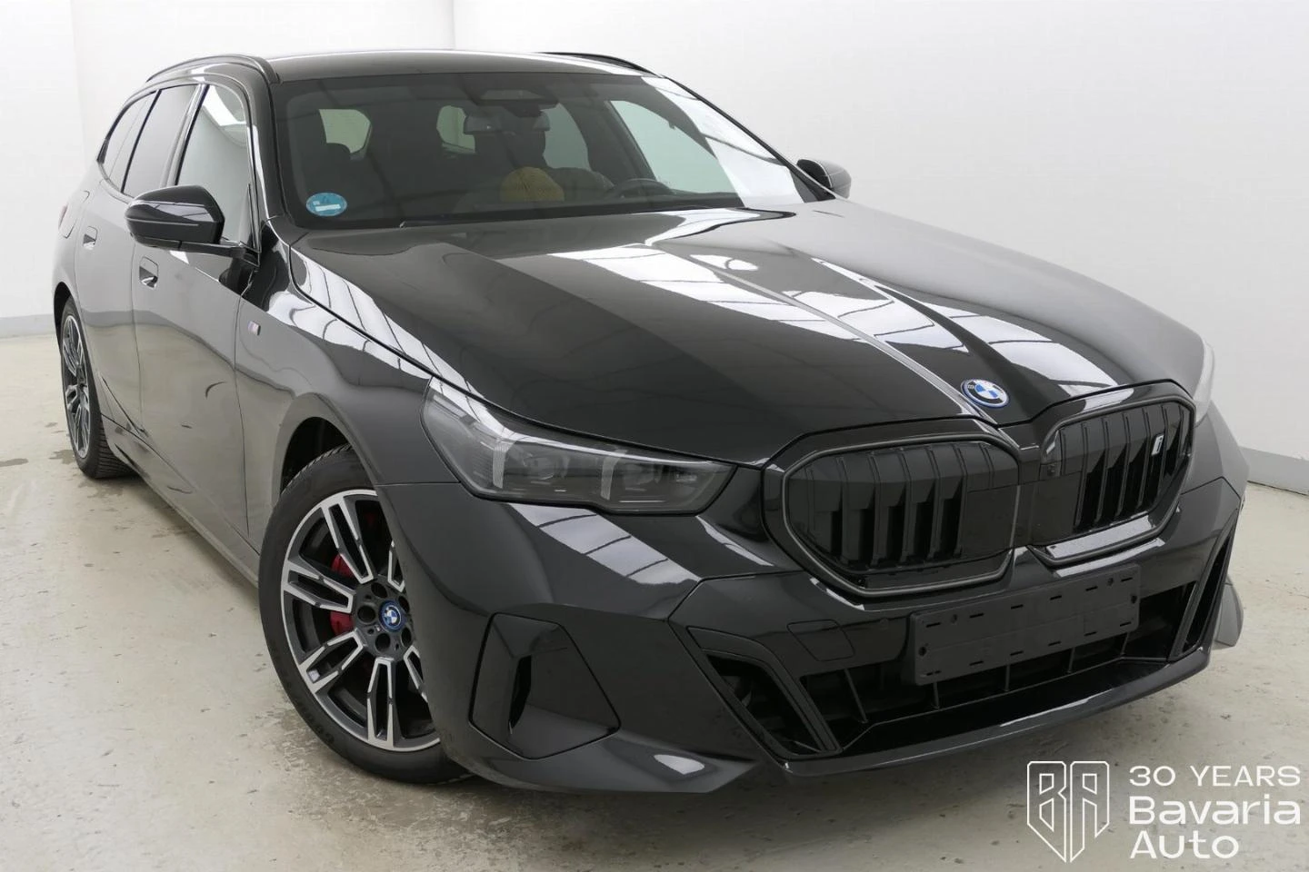 BMW i5 eDrive40 Touring M Sport Paket Automatic | Mobile.bg   4