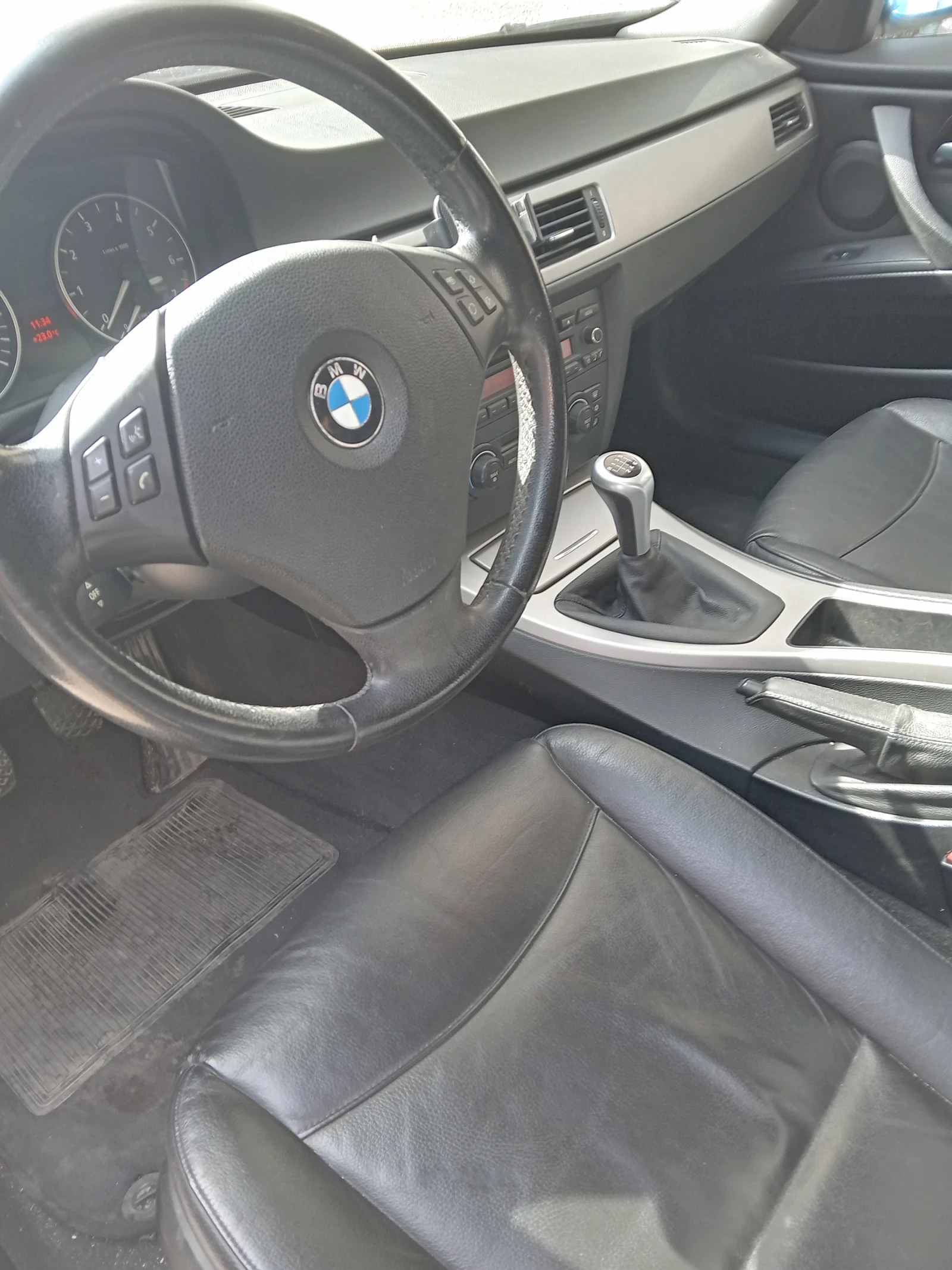 BMW 320  - изображение 9