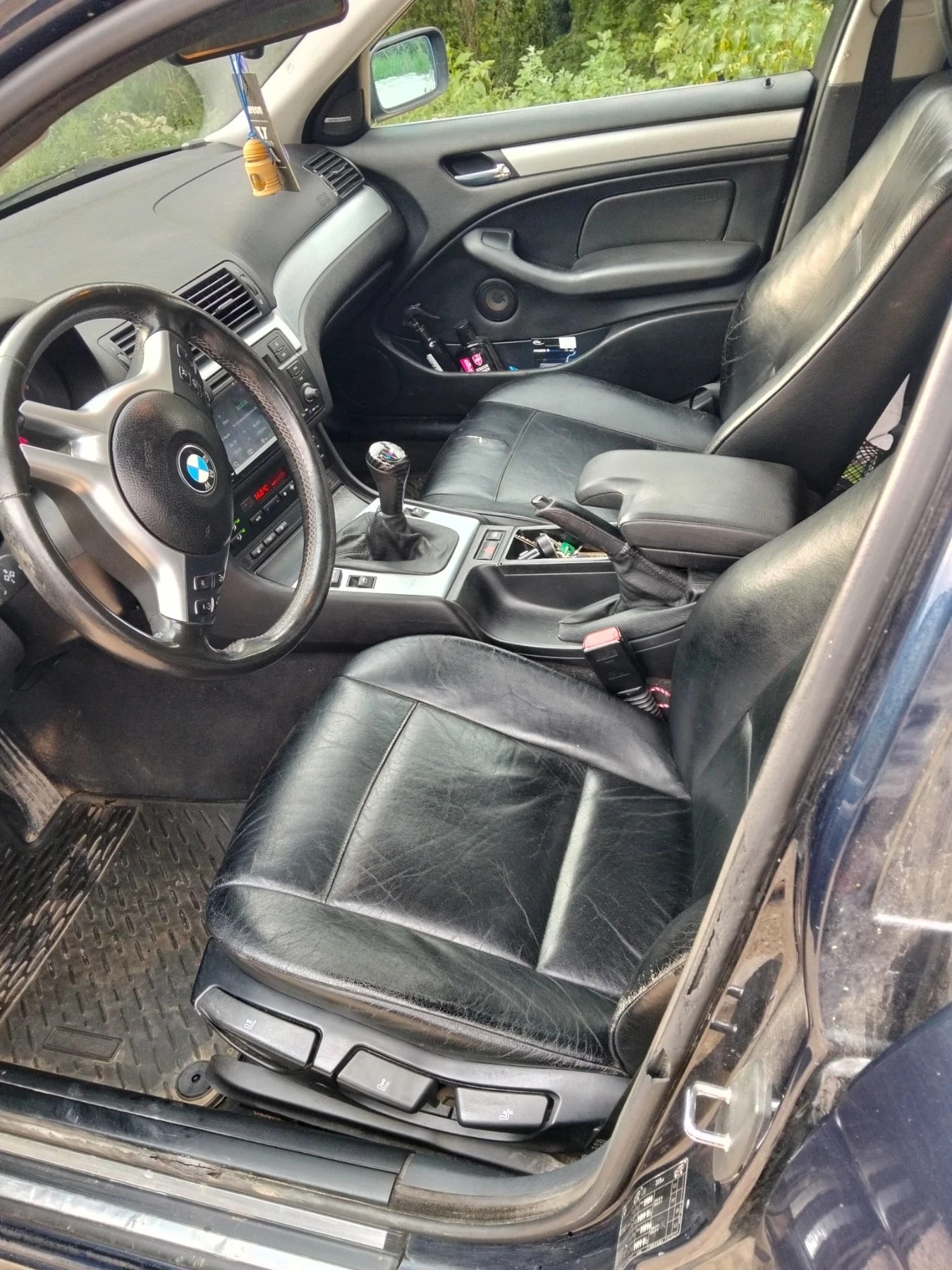BMW 325 Xi, снимка 7 - Автомобили и джипове - 55673356