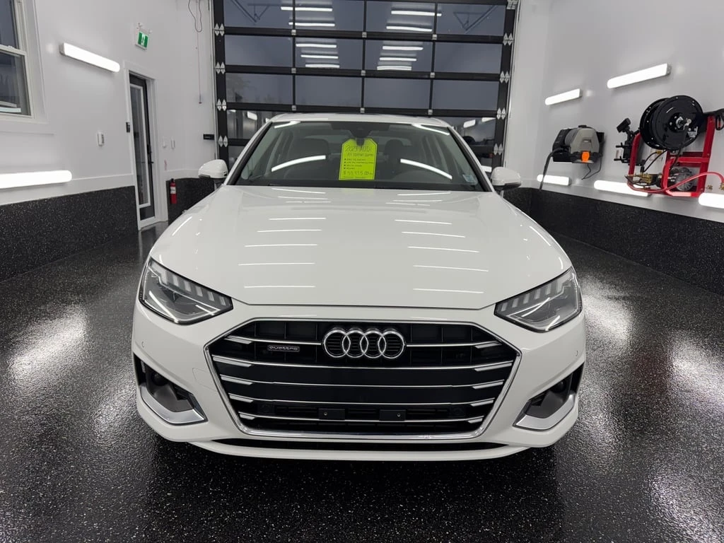 Audi A4 * Komfort * CARFAX* ДИСТРОНИК * ПОДГРЕВИ - изображение 5