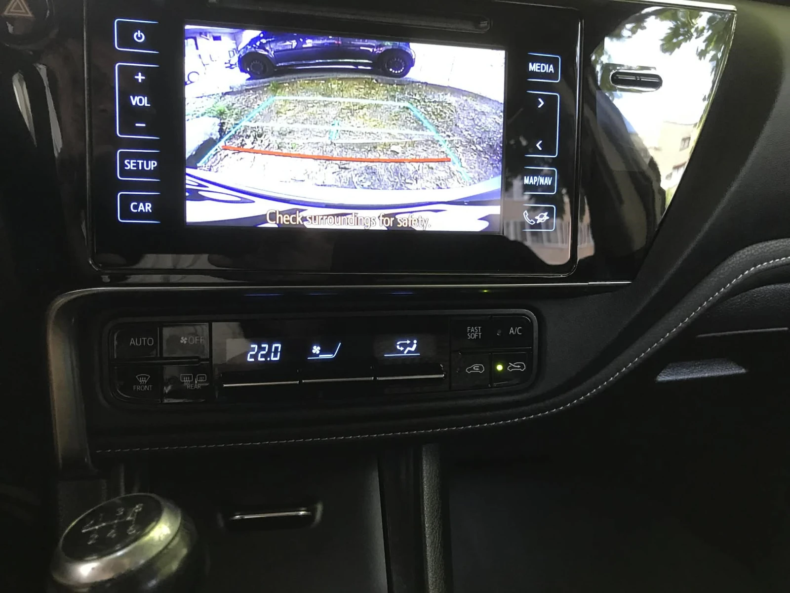 Toyota Auris, снимка 6 - Автомобили и джипове - 53912853