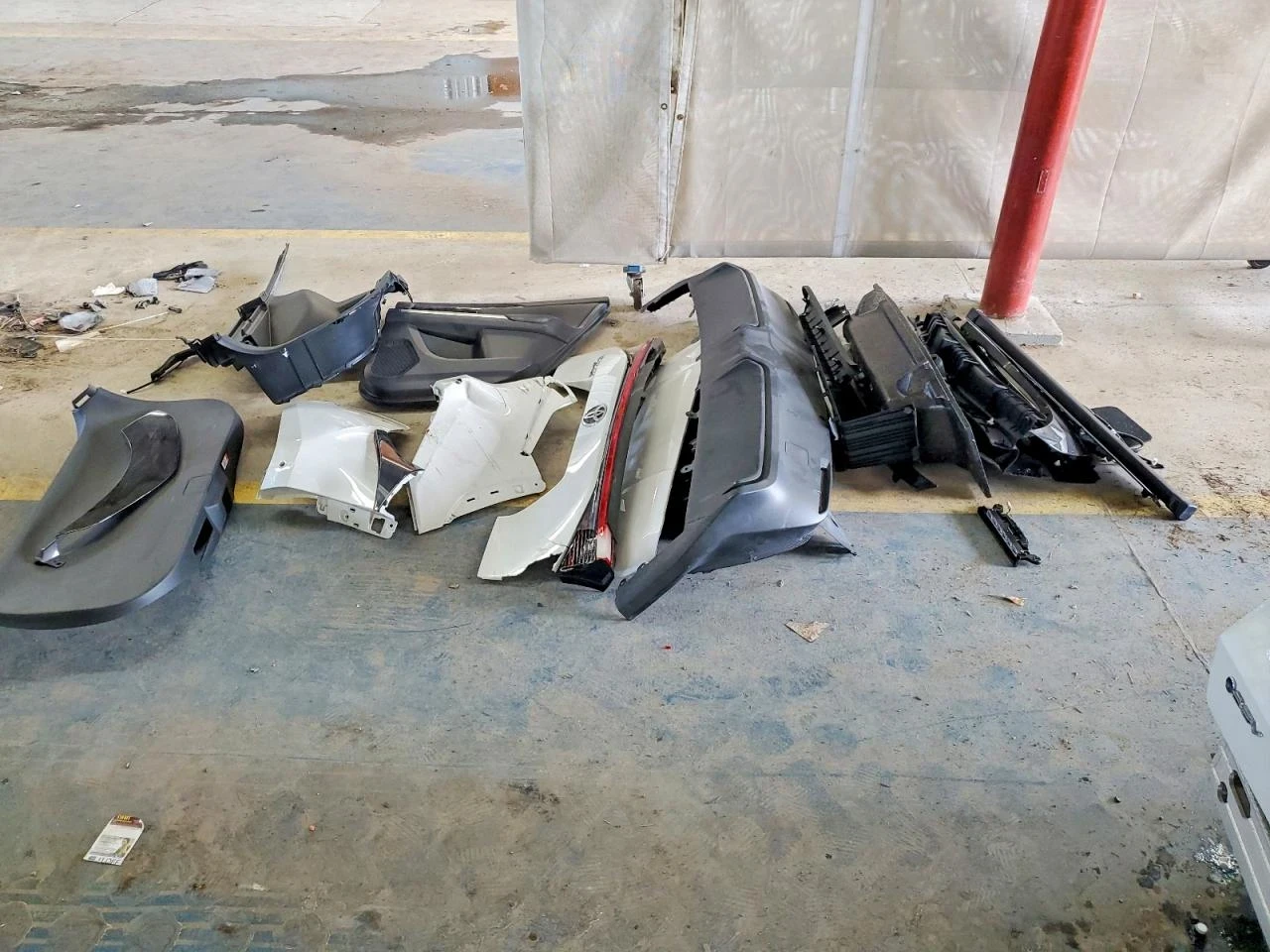 Toyota bZ4X XLE | НАЛИЧНИ ЧАСТИ | , снимка 11 - Автомобили и джипове - 53928827