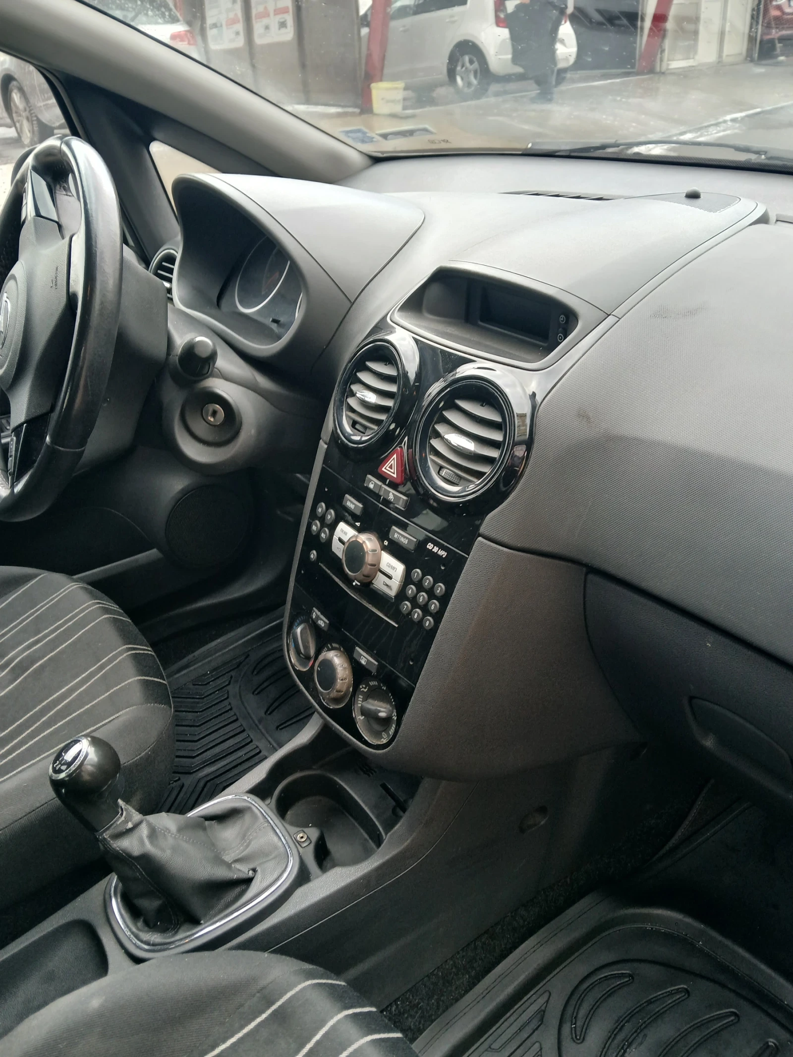 Opel Corsa 1000кубика, снимка 5 - Автомобили и джипове - 54165886