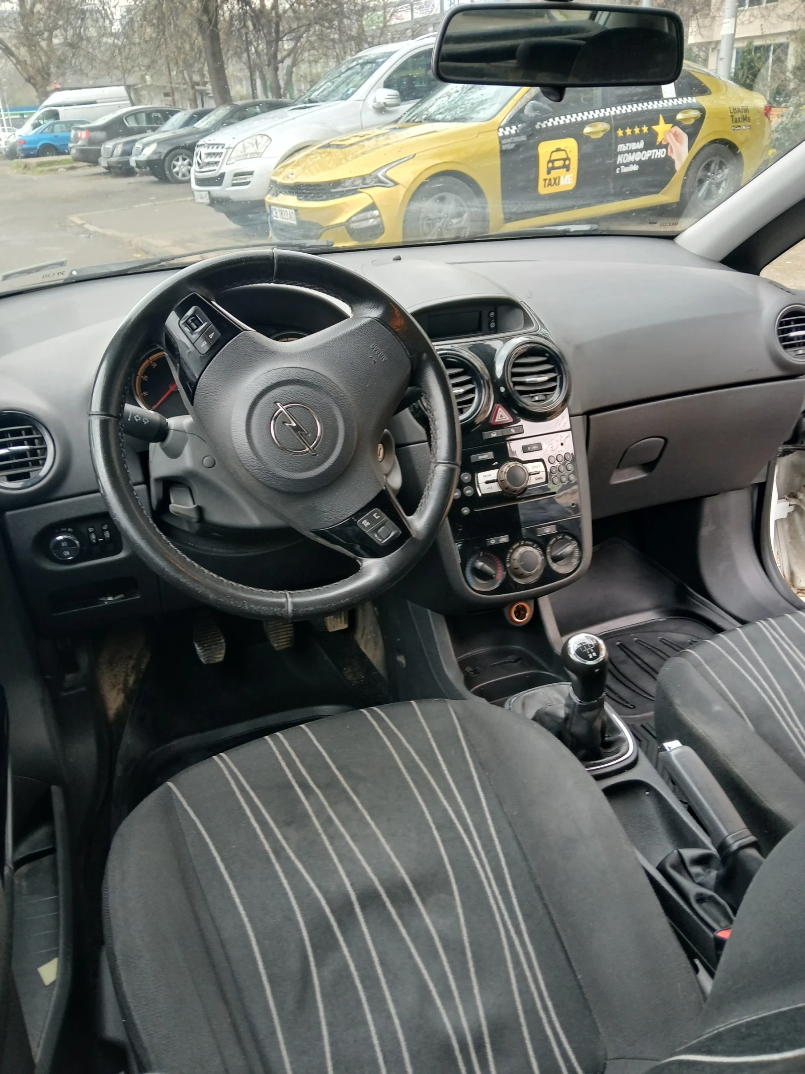 Opel Corsa 1000кубика, снимка 10 - Автомобили и джипове - 54165886