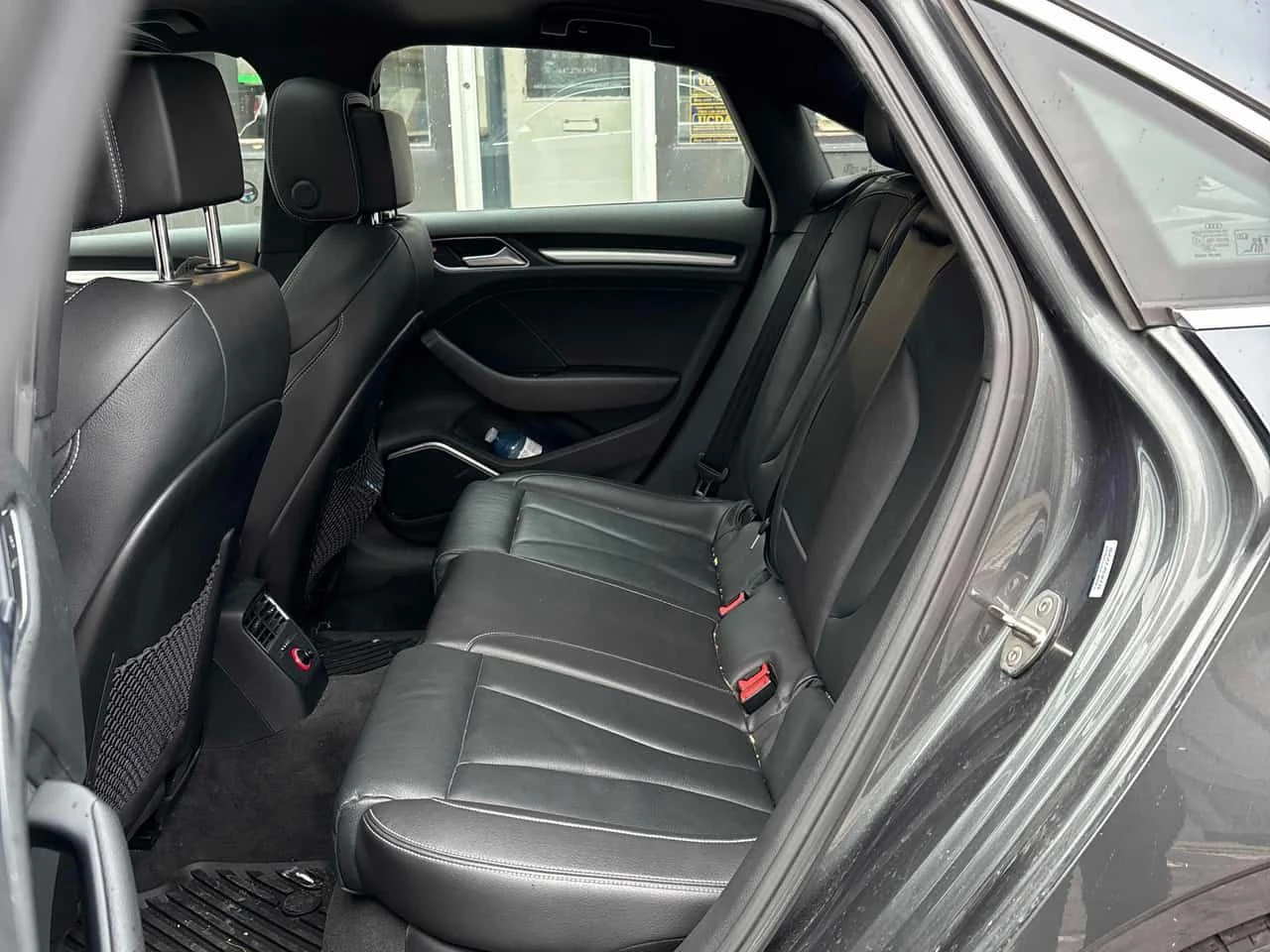 Audi S3  | 2.0T Technik | BLIND SPOT | КОЖА | ПОДГРЕВИ | , снимка 12 - Автомобили и джипове - 54367470