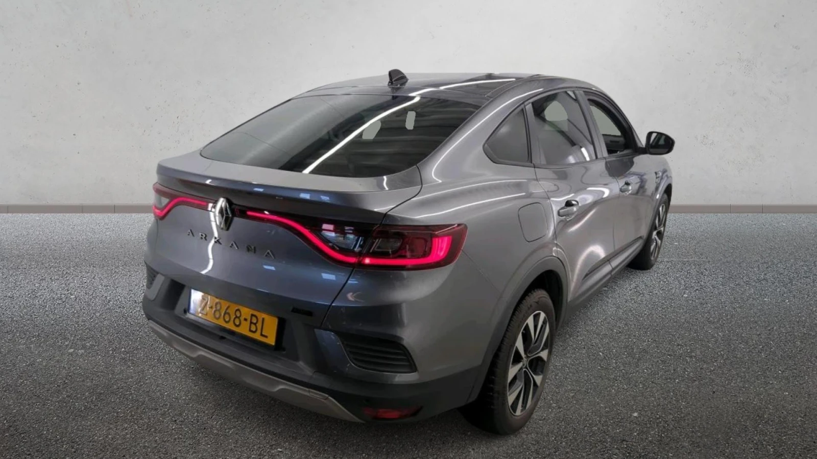 Renault Arkana  1.6 Evolution, снимка 3 - Автомобили и джипове - 54423184