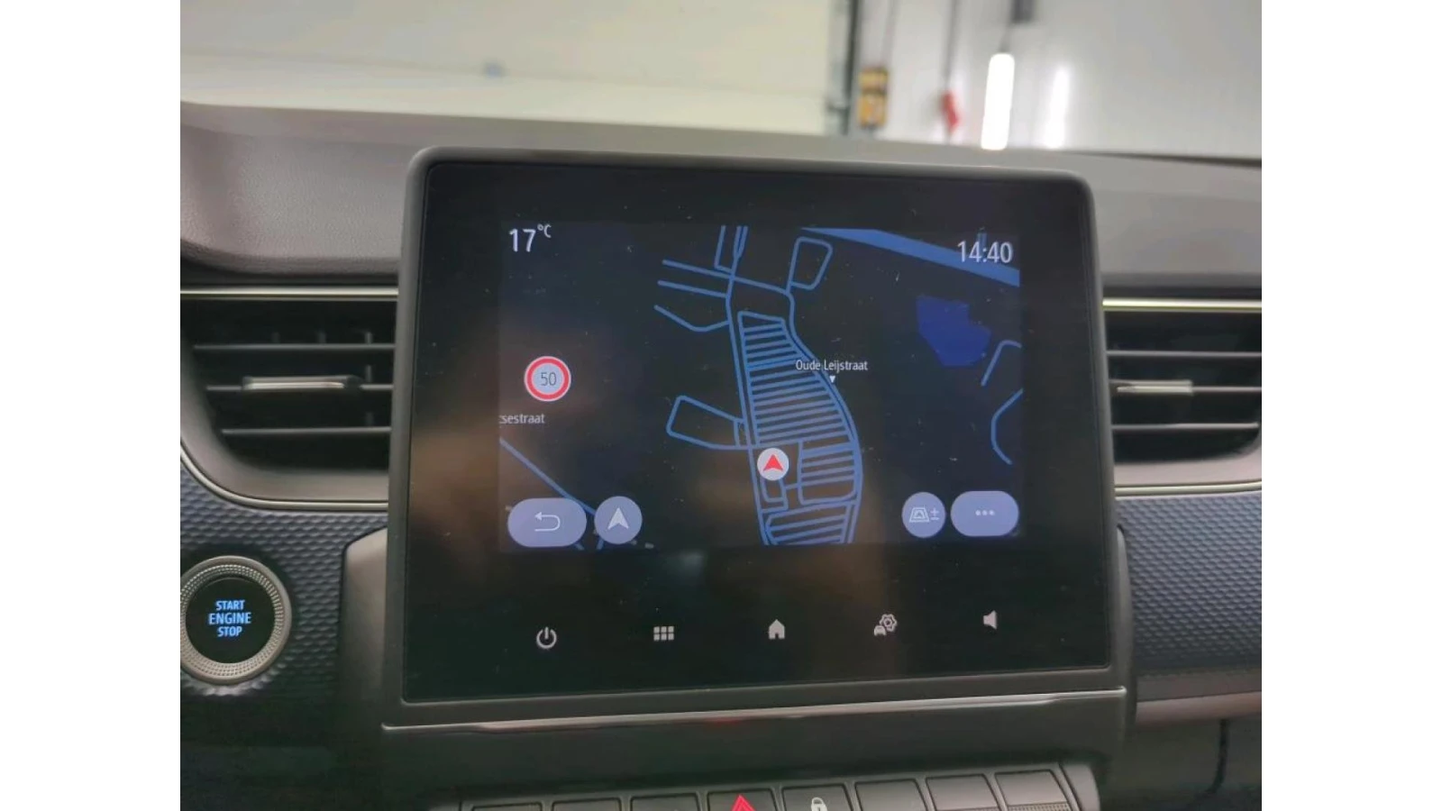Renault Arkana  1.6 Evolution, снимка 8 - Автомобили и джипове - 54423184