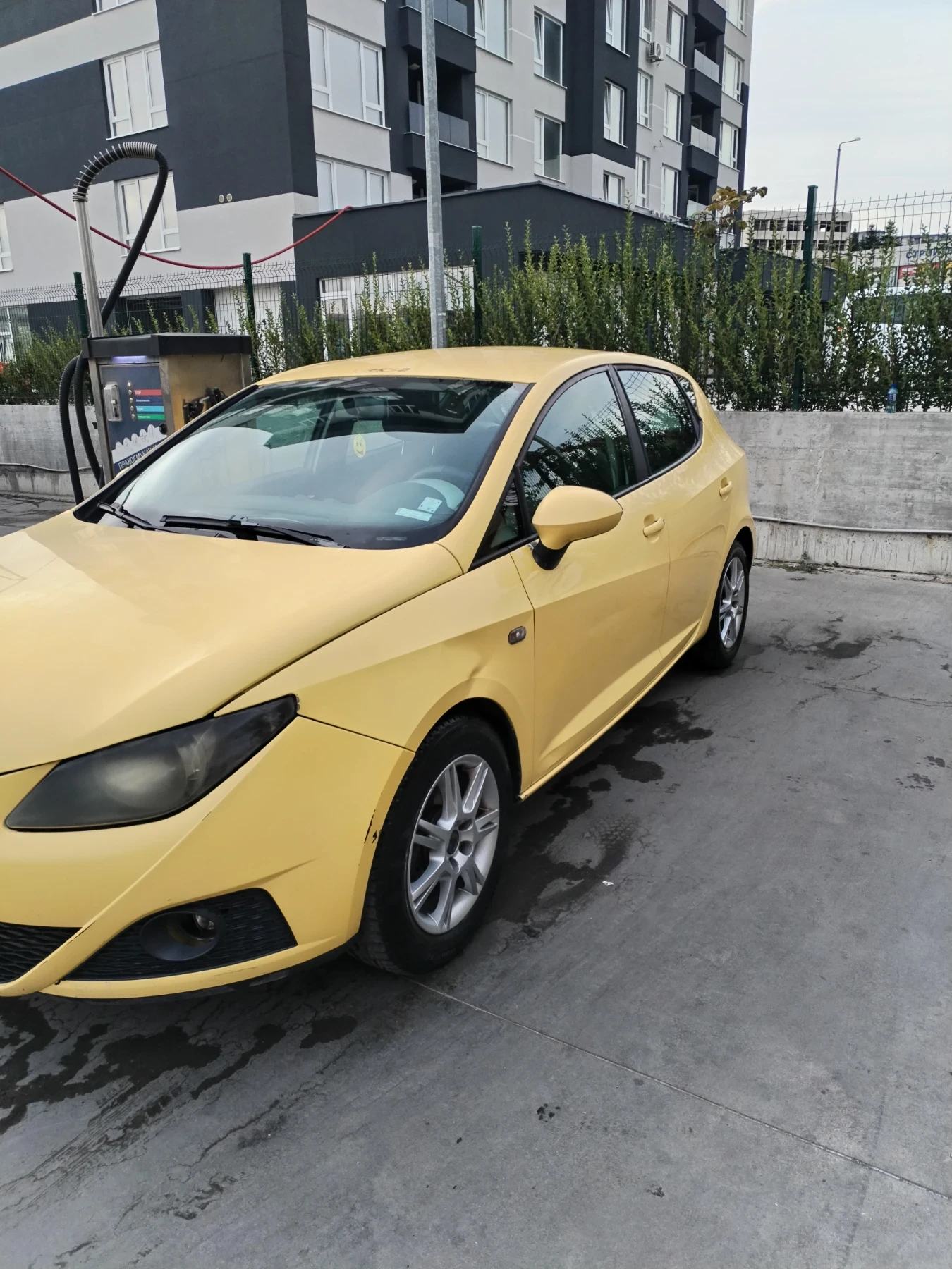Seat Ibiza 1, 4 86hp Газов инжекцион, снимка 2 - Автомобили и джипове - 54486299