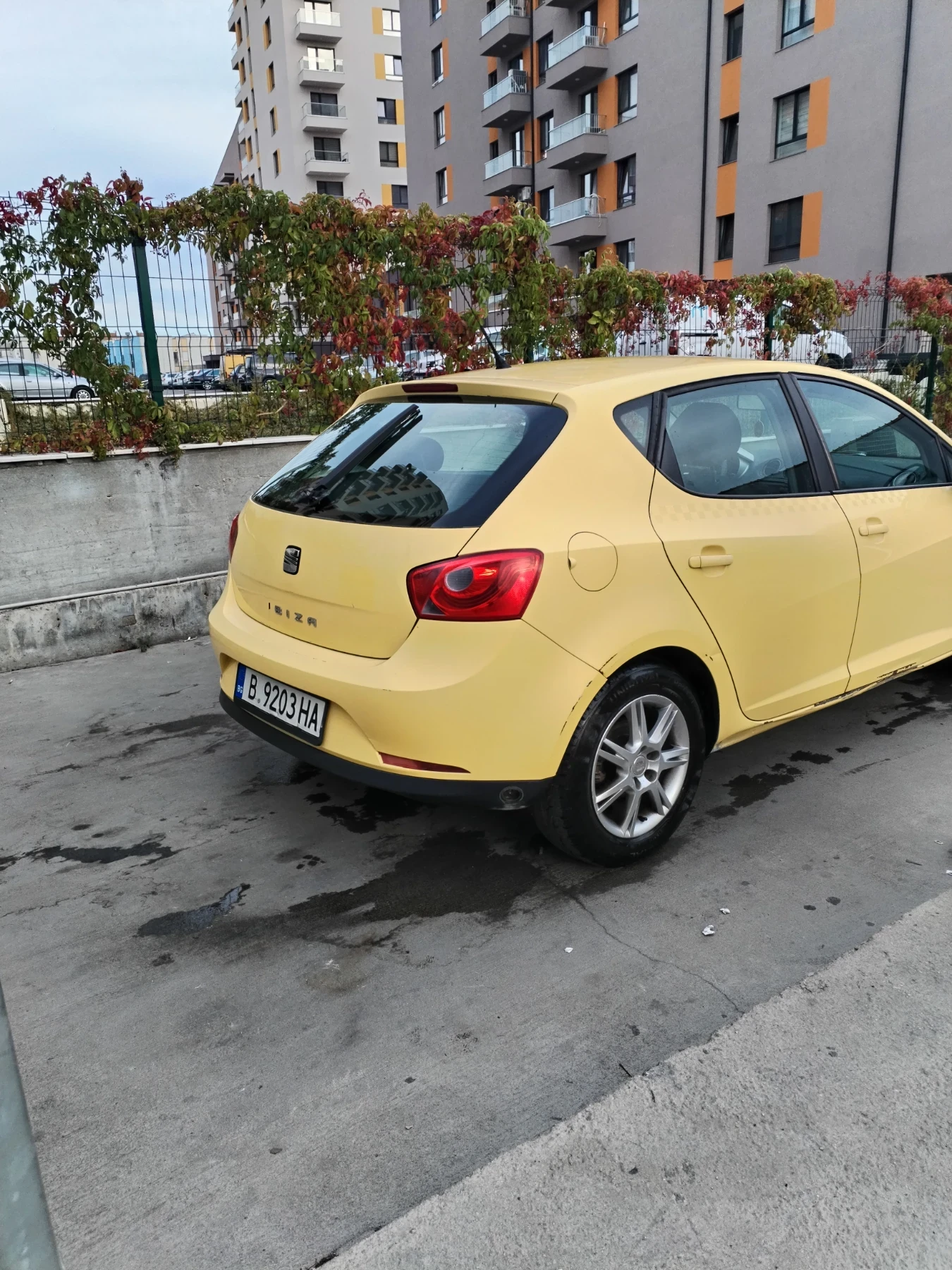 Seat Ibiza 1, 4 86hp Газов инжекцион, снимка 4 - Автомобили и джипове - 54486299