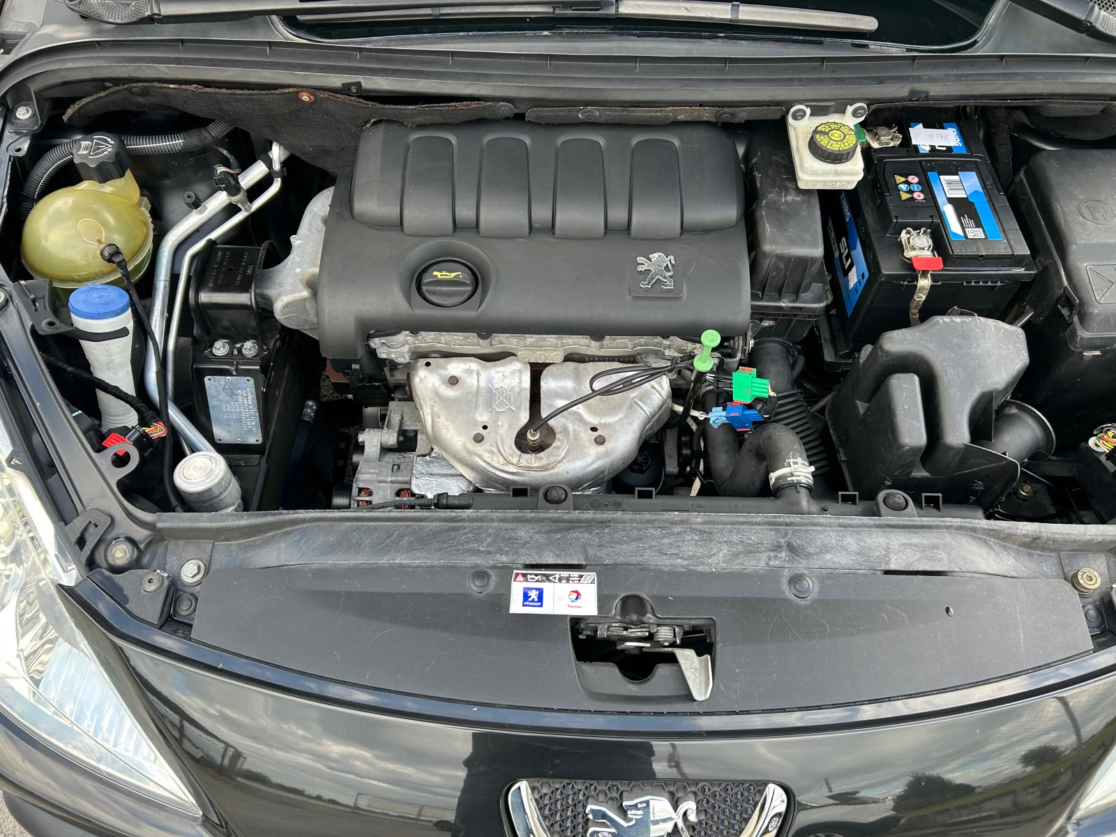 Peugeot 307 1.4i 88k.c., снимка 16 - Автомобили и джипове - 54650141