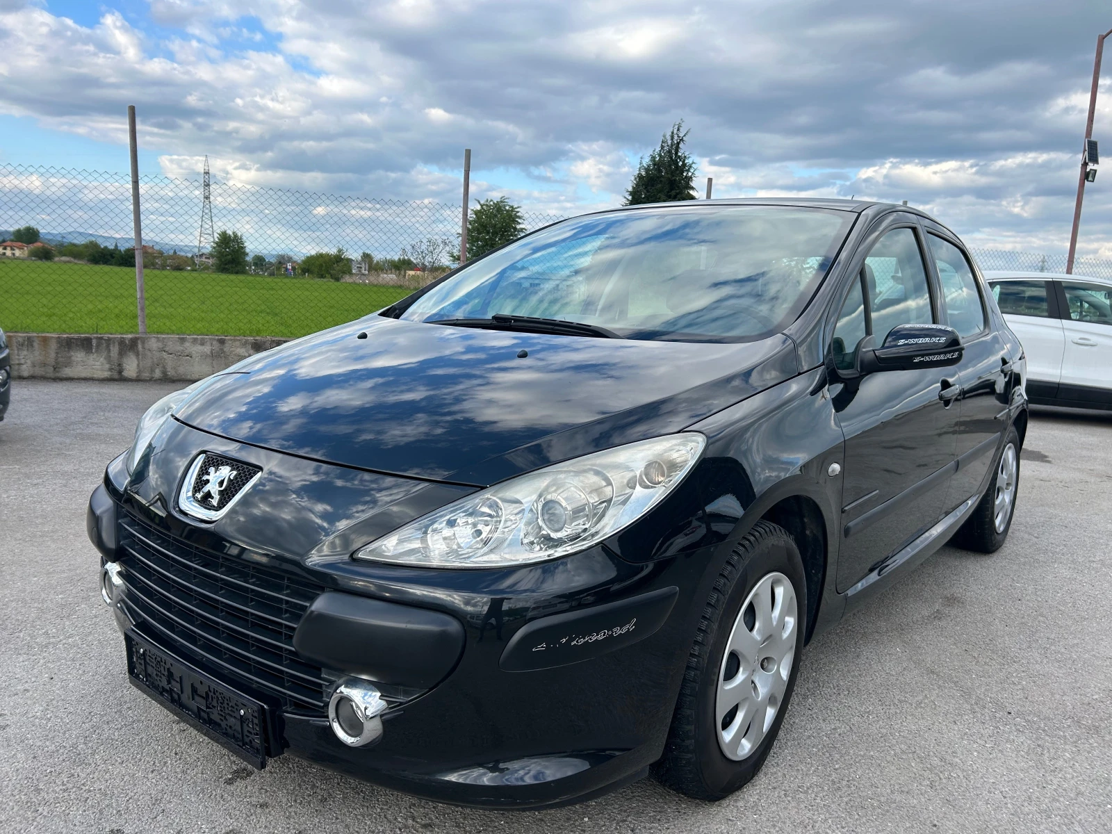 Peugeot 307 1.4i 88k.c.