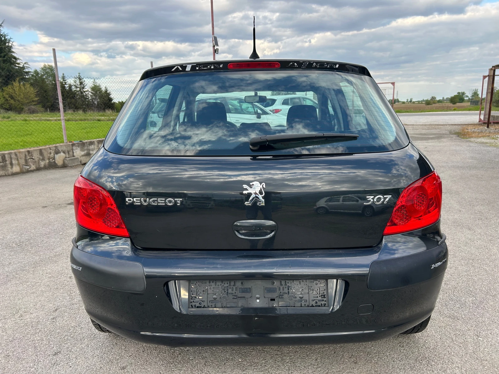 Peugeot 307 1.4i 88k.c., снимка 8 - Автомобили и джипове - 54650141