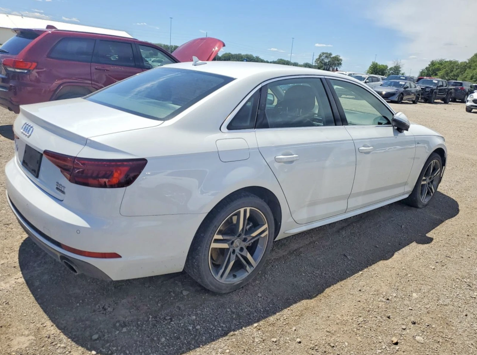 Audi A4 2.0Т QUATTRO / Sline / PREMIUM PLUS , снимка 3 - Автомобили и джипове - 55133018