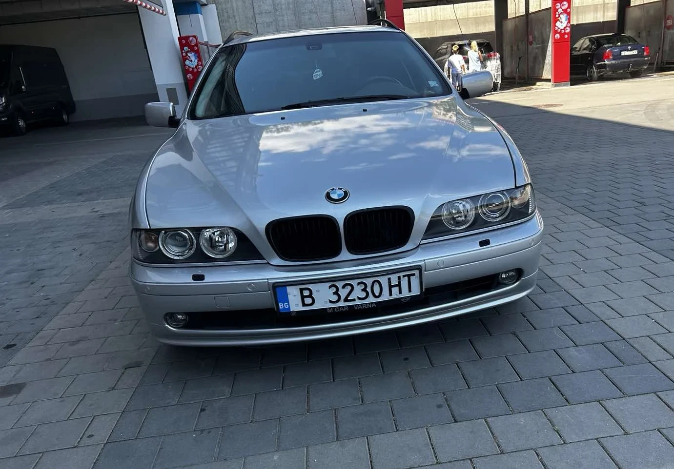 BMW 520, снимка 2 - Автомобили и джипове - 55243915