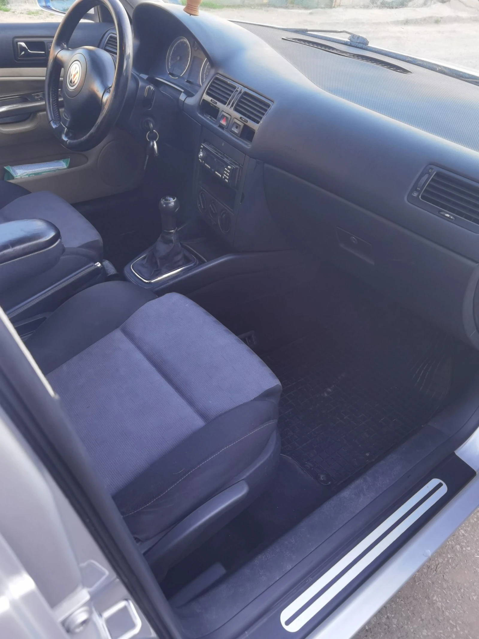 VW Bora, снимка 12 - Автомобили и джипове - 55341730