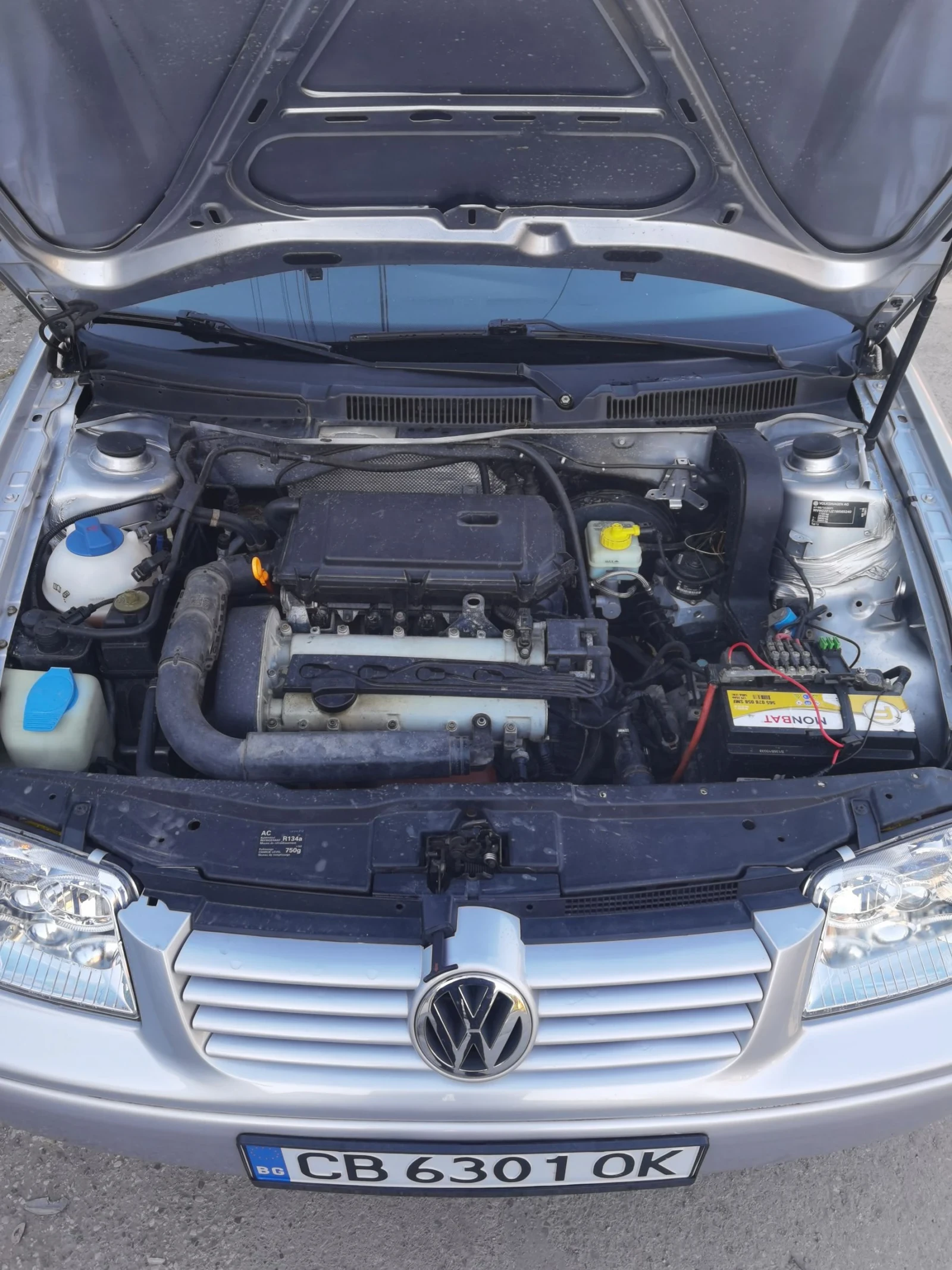 VW Bora, снимка 13 - Автомобили и джипове - 55341730