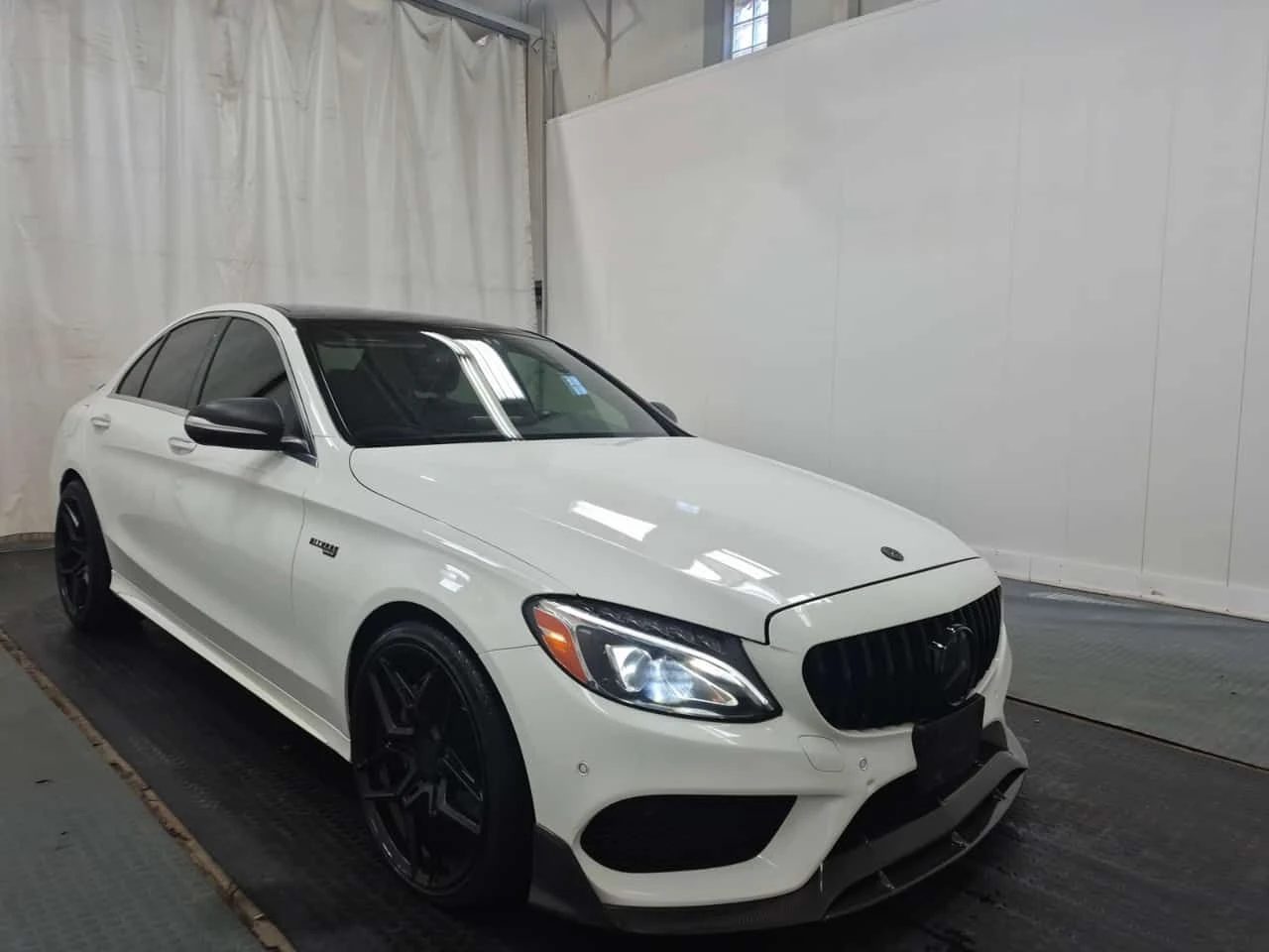 Mercedes-Benz C 400 AMG ПАКЕТ/CARFAX/ФИНАНСИРАНЕ, снимка 2 - Автомобили и джипове - 55534874
