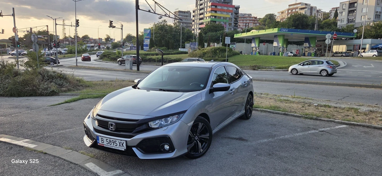 Honda Civic 1.0VTEC TURBO CVT+ Navi (Elegance)