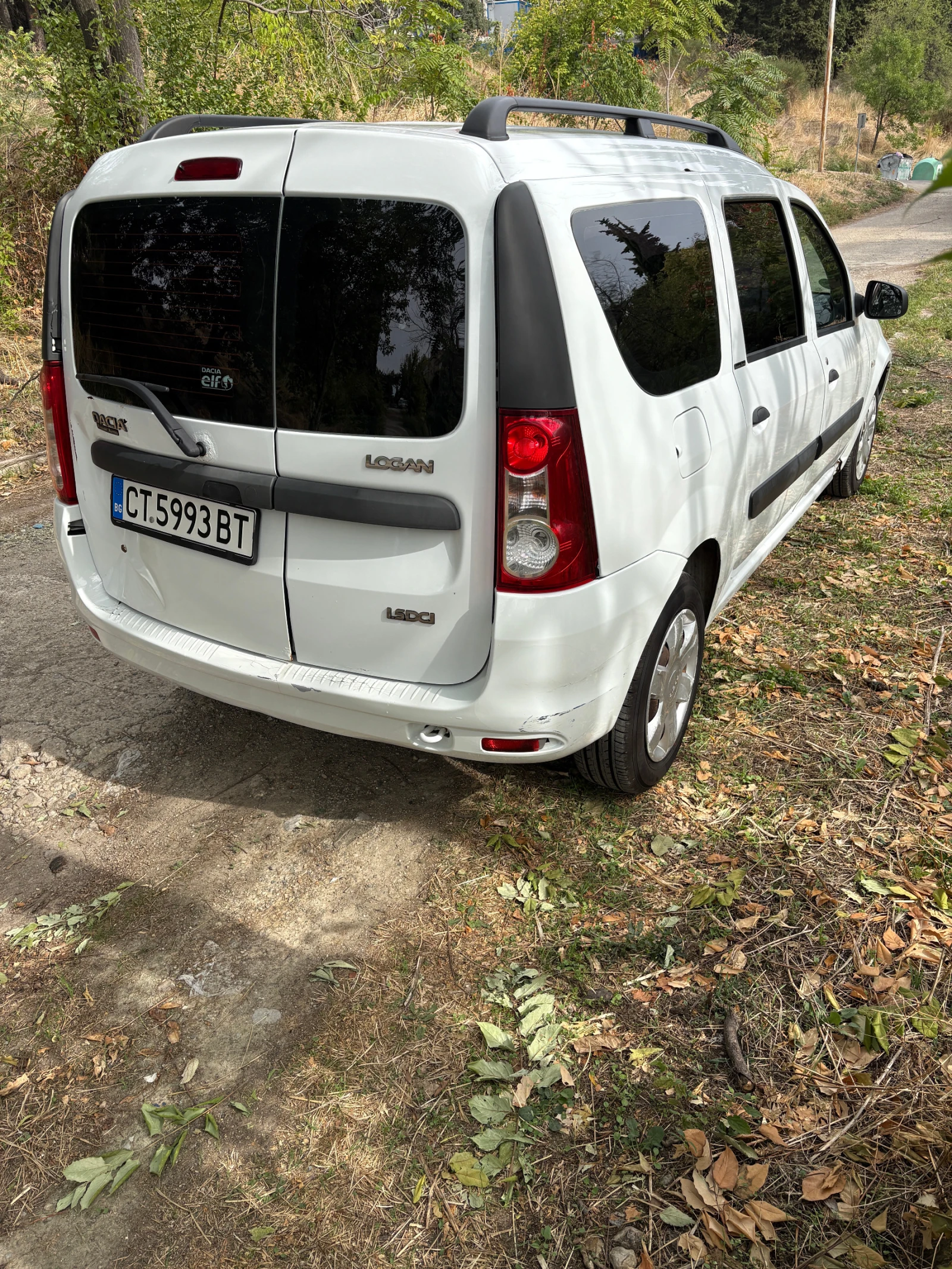 Dacia Logan, снимка 4 - Автомобили и джипове - 56322837