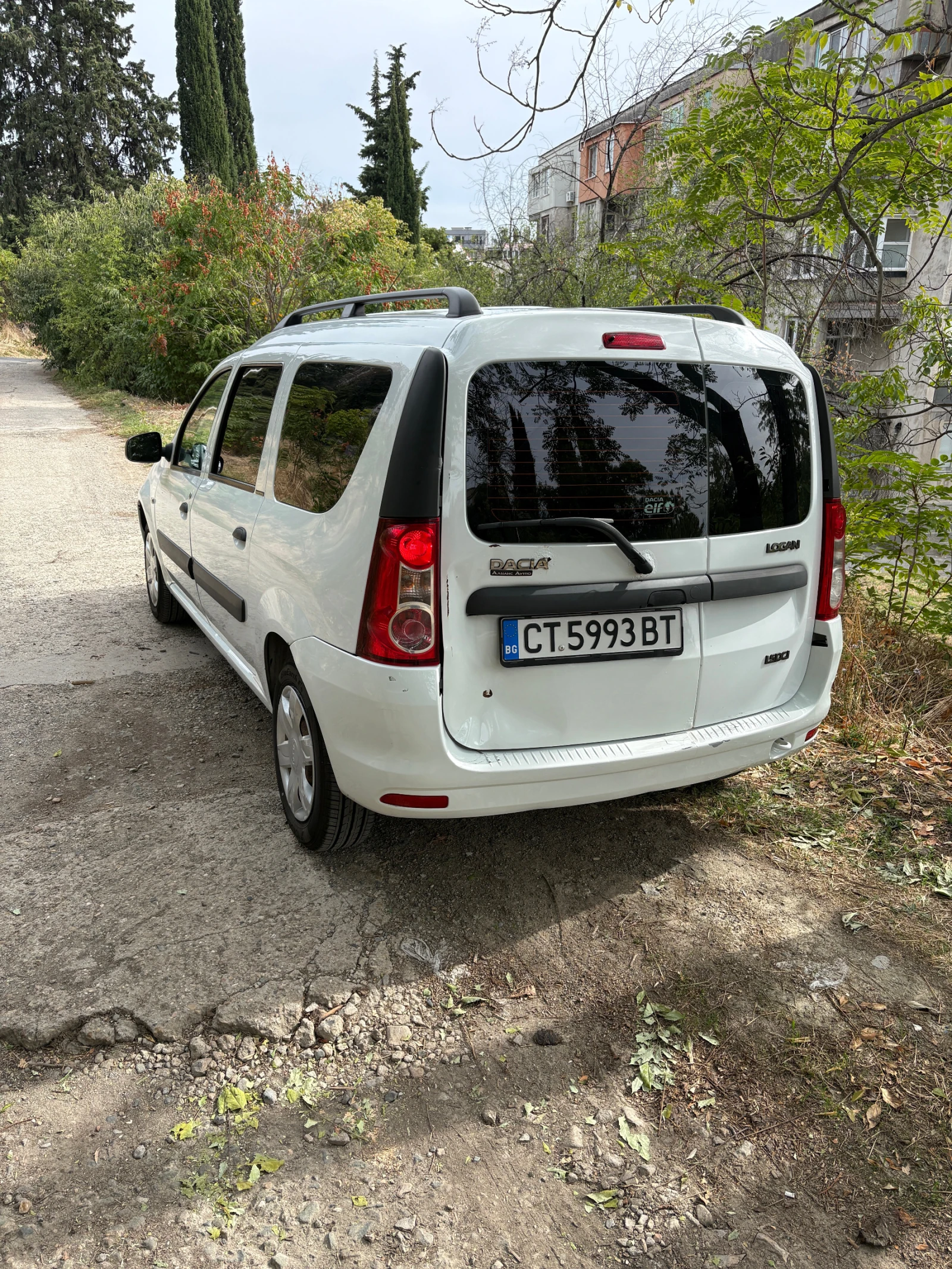 Dacia Logan, снимка 3 - Автомобили и джипове - 56322837