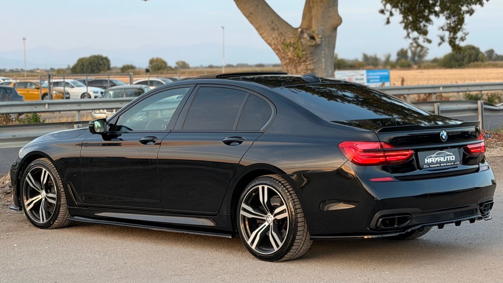 BMW 730 d= xDrive= M-performance= HUD= Soft Close= Keyless, снимка 7 - Автомобили и джипове - 56439322