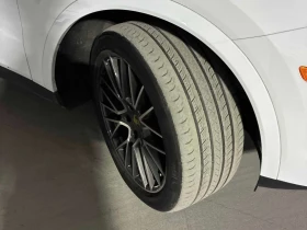 Porsche Cayenne AWD  CARFAX, снимка 7