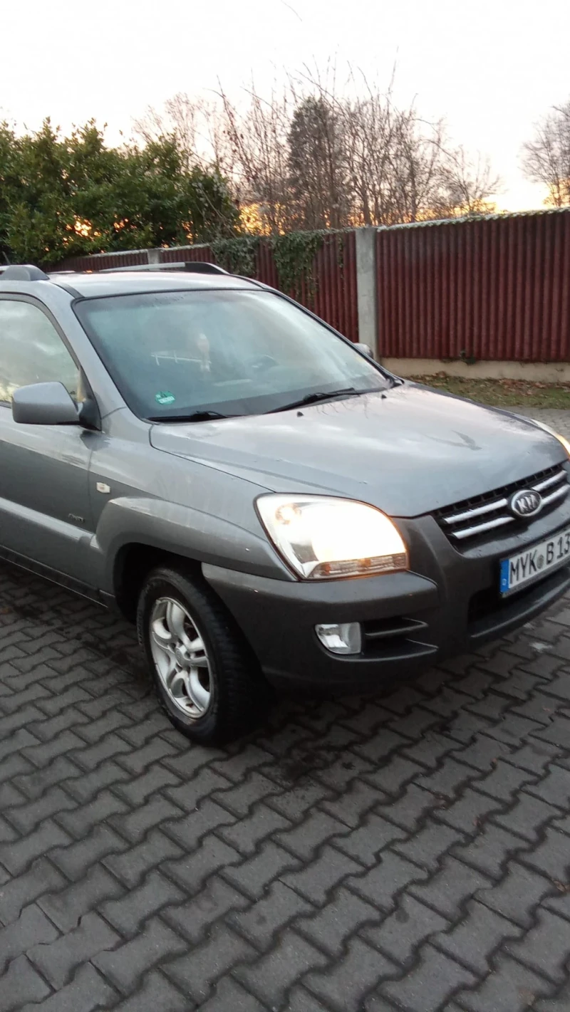 Kia Sportage, снимка 10 - Автомобили и джипове - 48681747