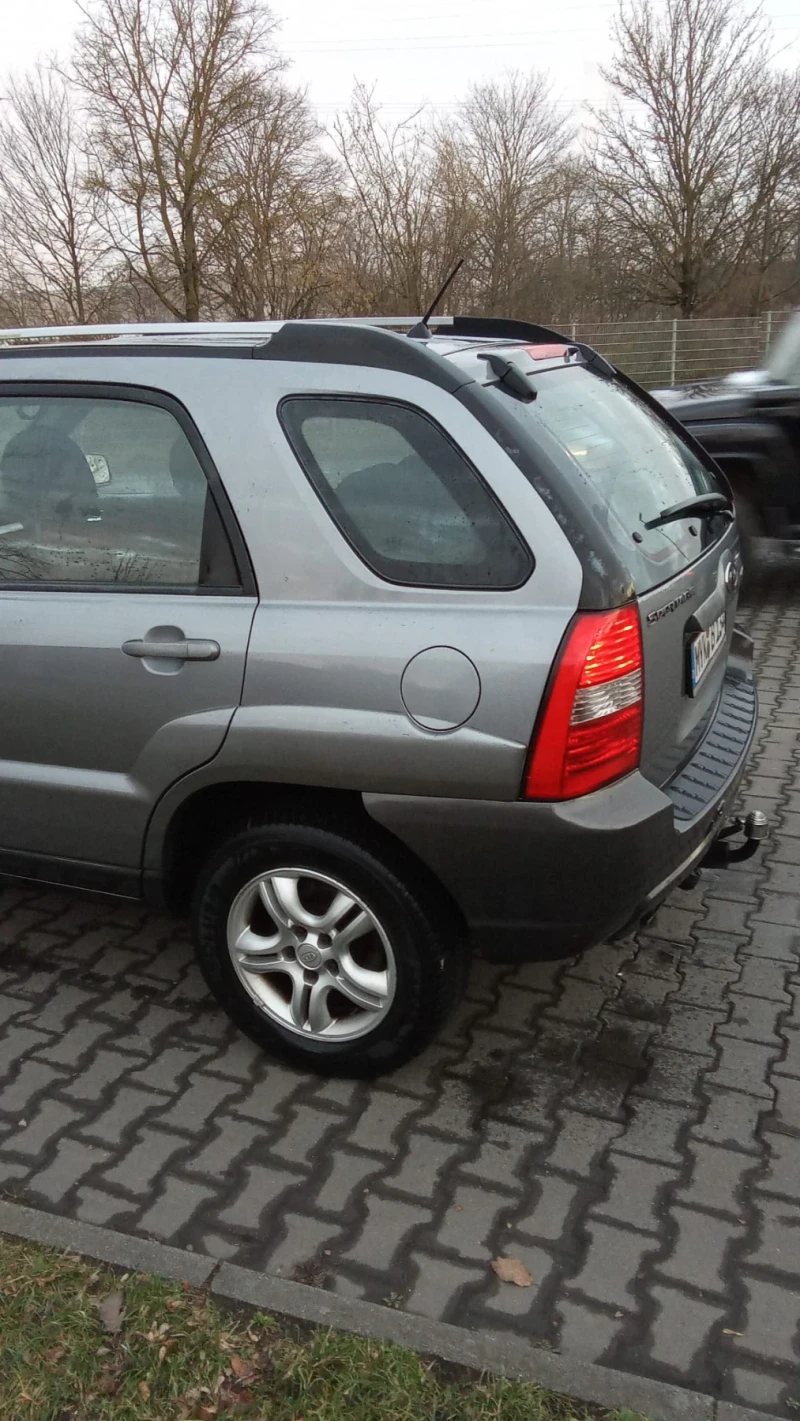 Kia Sportage, снимка 7 - Автомобили и джипове - 48681747