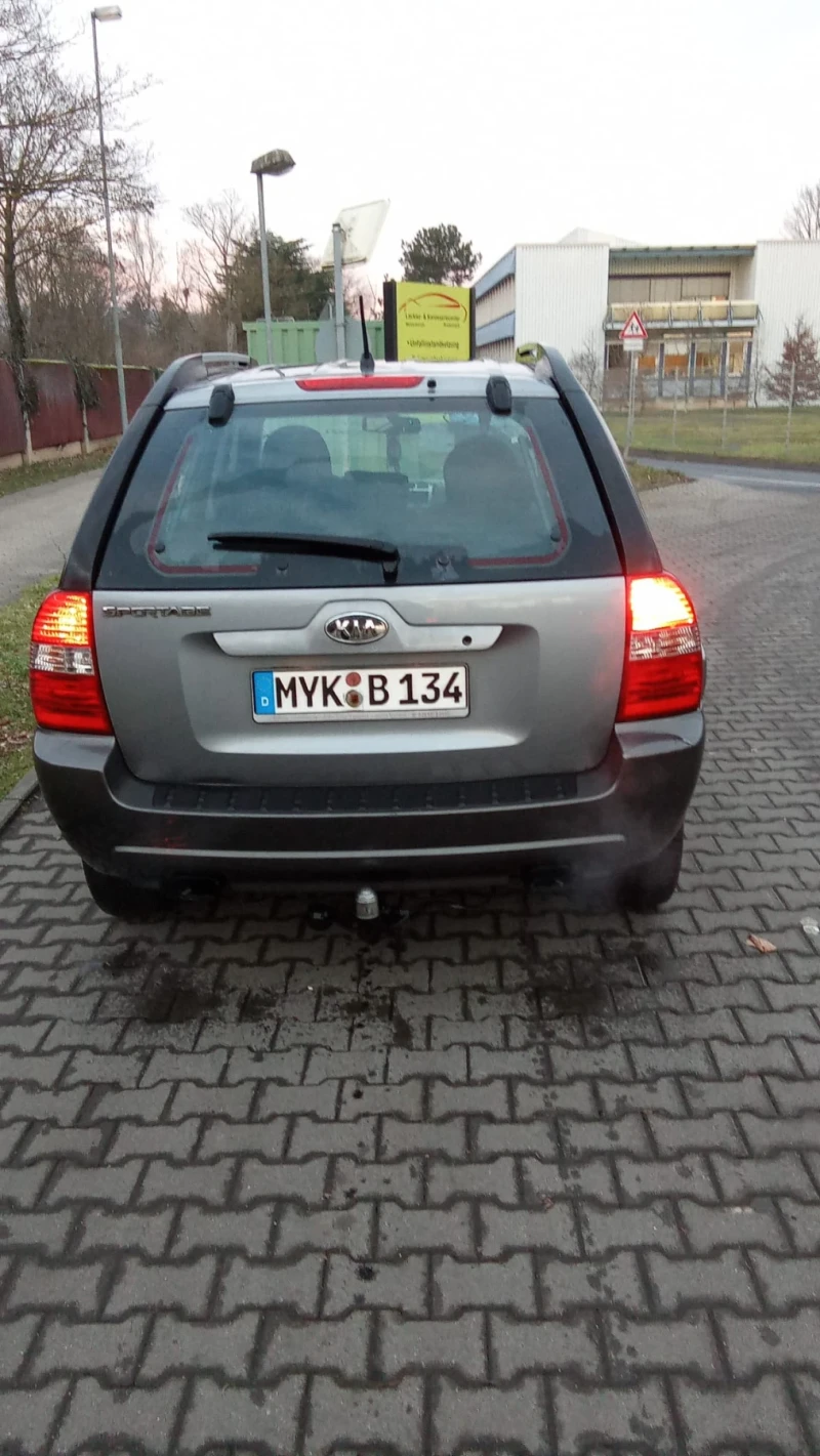 Kia Sportage, снимка 8 - Автомобили и джипове - 48681747