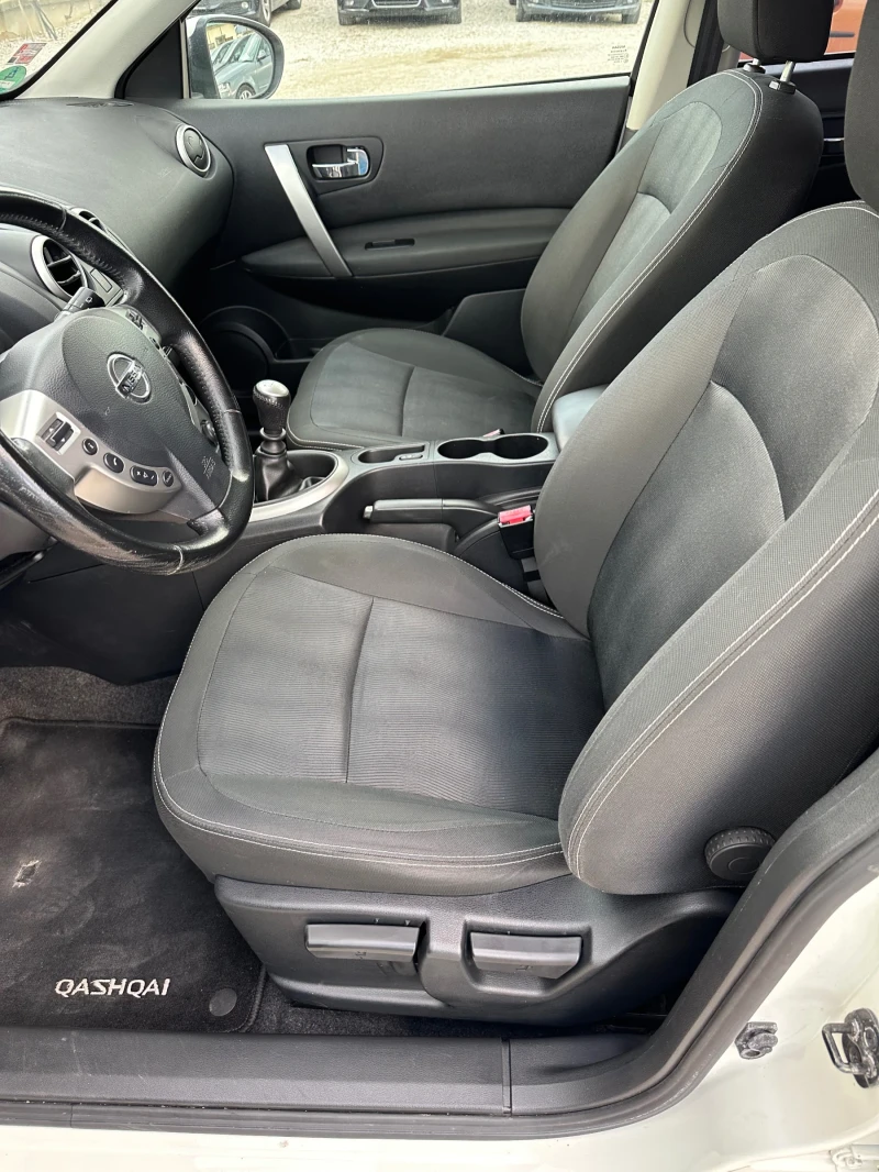 Nissan Qashqai 1.6 DCI Faselift 132kc, снимка 9 - Автомобили и джипове - 51554205