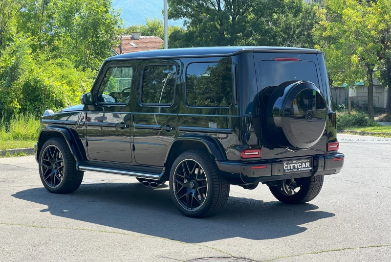 Mercedes-Benz G 63 AMG /4-MATIC/NIGHT/BURMEST/360/SUPERIOR/MANUFAKTUR/22/, снимка 4 - Автомобили и джипове - 51642244