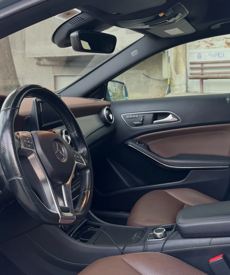 Mercedes-Benz GLA 220 с AMG пакет, снимка 6 - Автомобили и джипове - 52295288