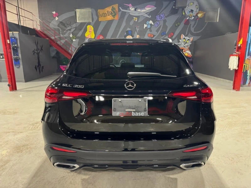 Mercedes-Benz GLC 300 4MATIC SUV CLEAN CARFAX! * CARFAX * БЕЗ ПЪРВ, снимка 5 - Автомобили и джипове - 52853453